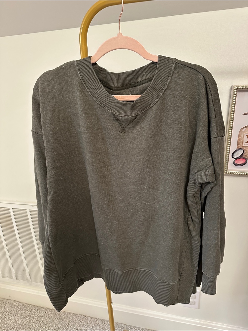 aerie Olive Green Crewneck Sweatshirt